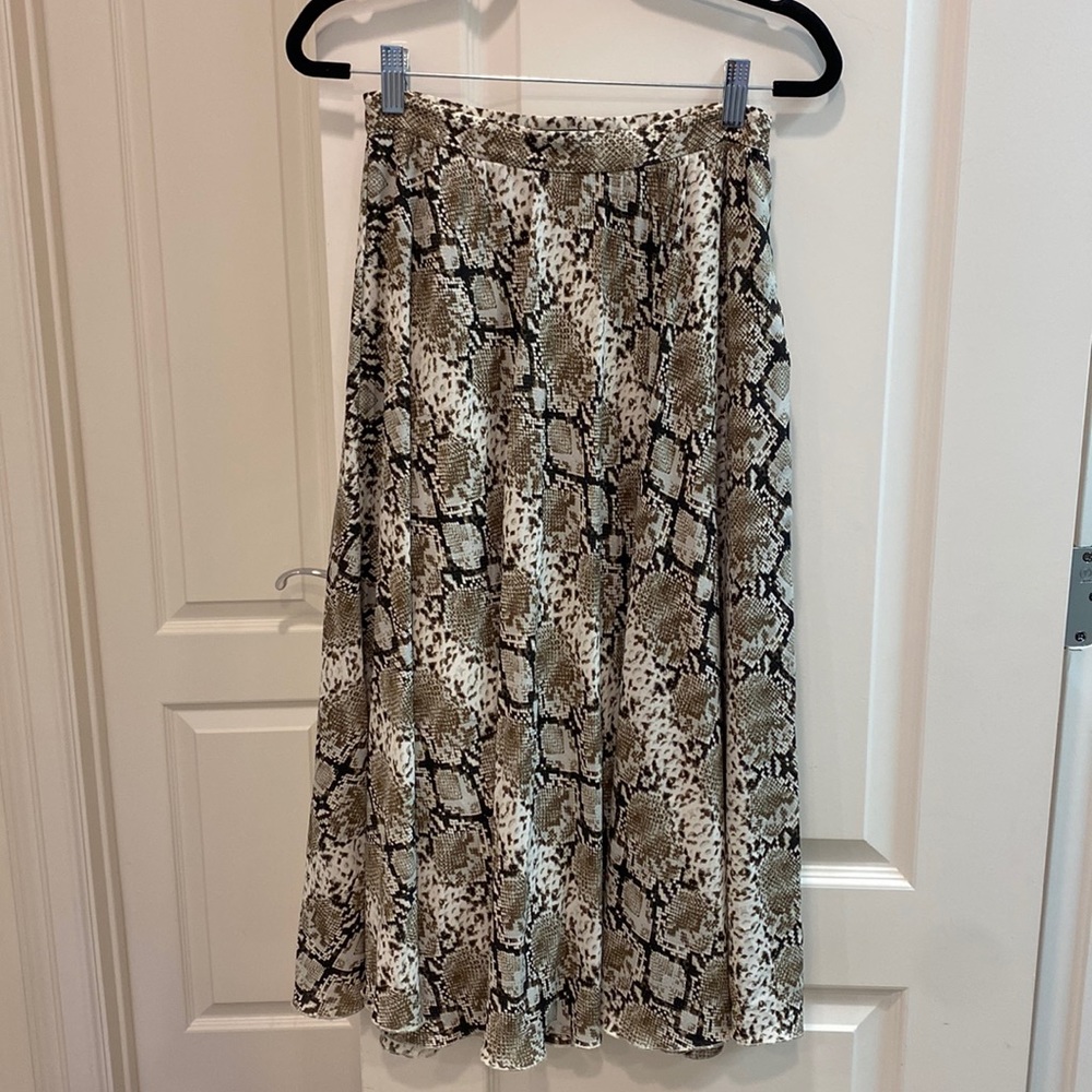 Banana Republic Petite Snakeskin Print Skirt